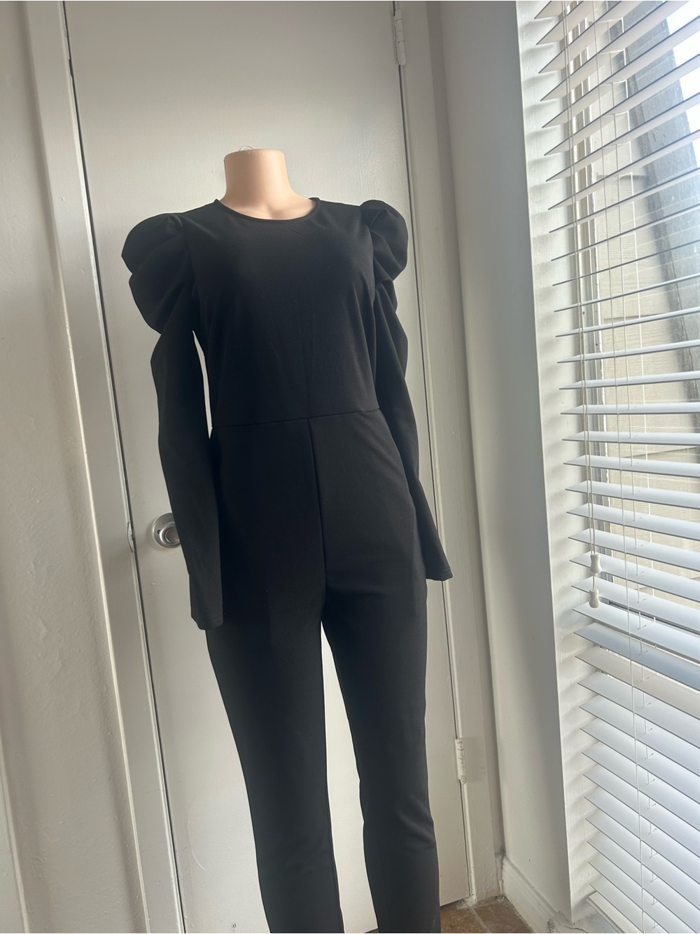 SHEIN Black Puff Sleeve Long-Sleeve Jumpsuit